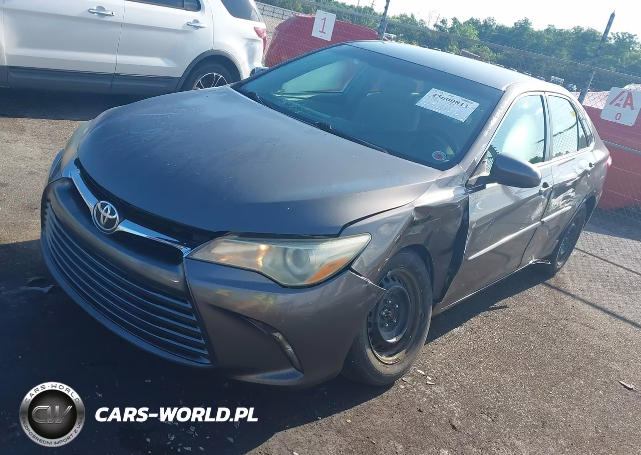 2015 Toyota Camry Le VIN:4T4BF1FK8FR491975 - 2