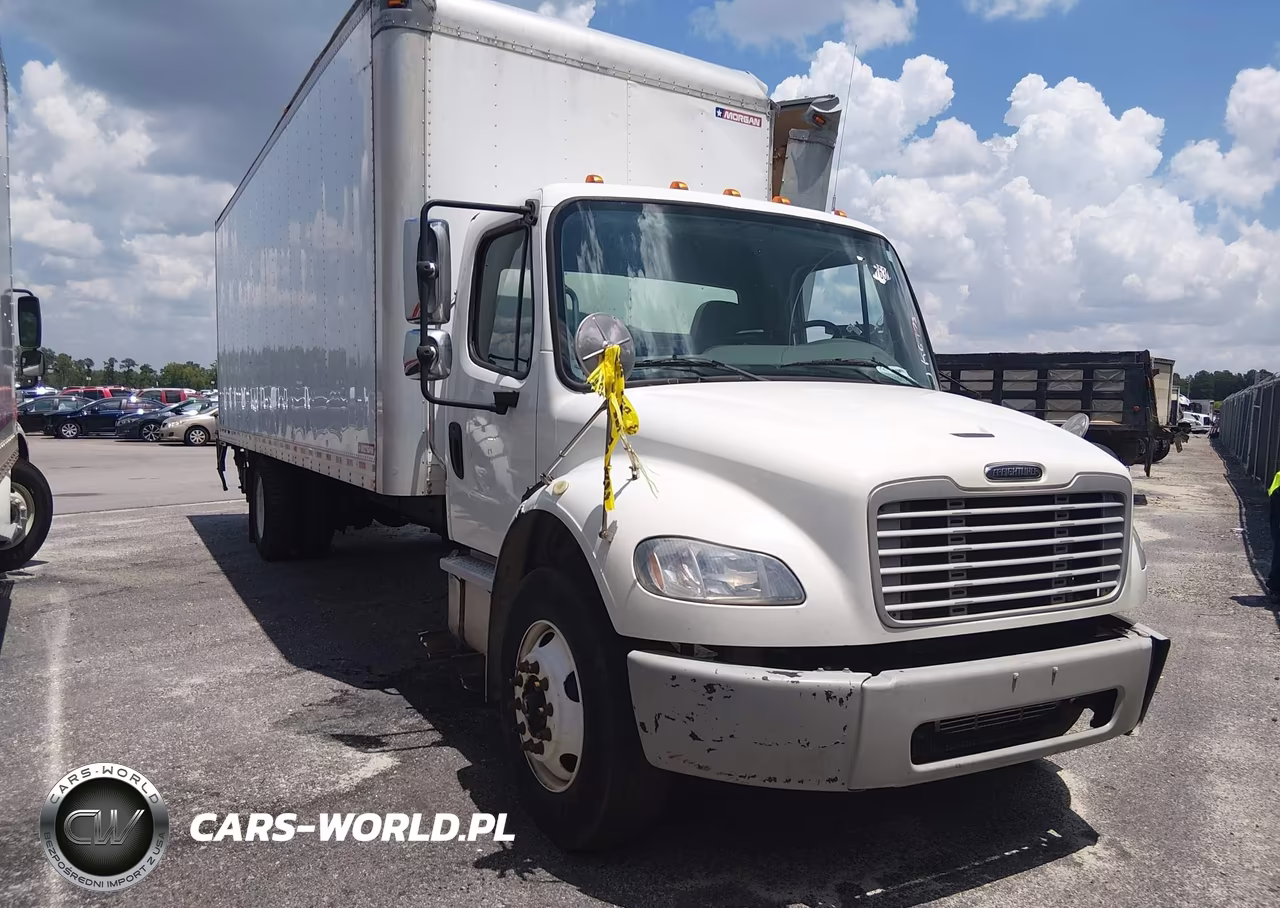 2018 Freightliner M2 106