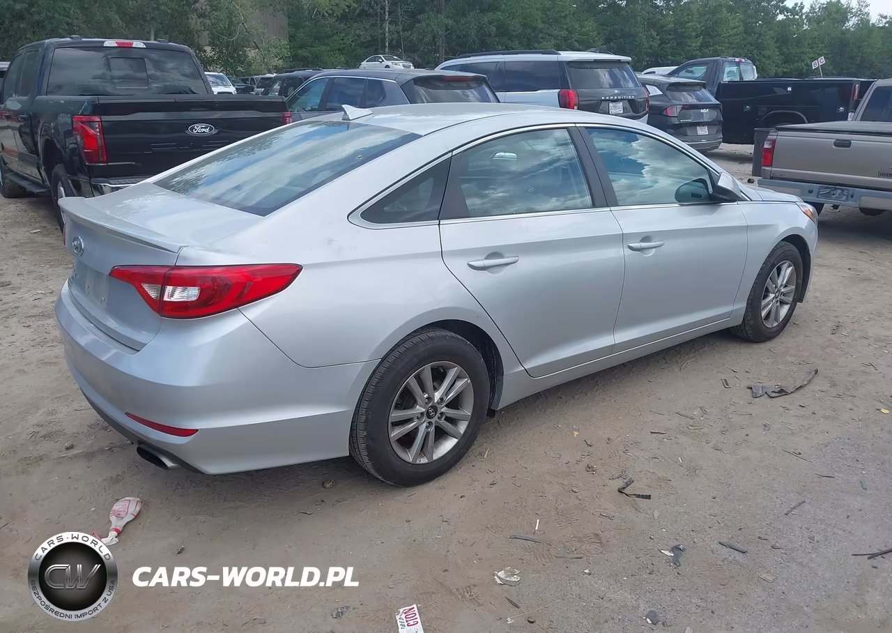 2017 Hyundai Sonata VIN:5NPE24AF3HH519245 - 4
