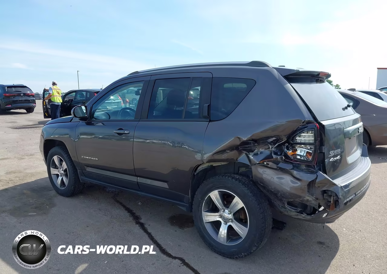 2017 Jeep Compass High Altitude VIN:1C4NJDEB2HD110752 - 14