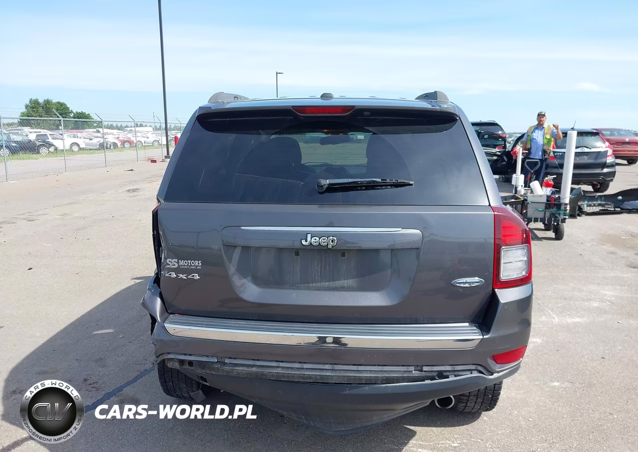 2017 Jeep Compass High Altitude VIN:1C4NJDEB2HD110752 - 16