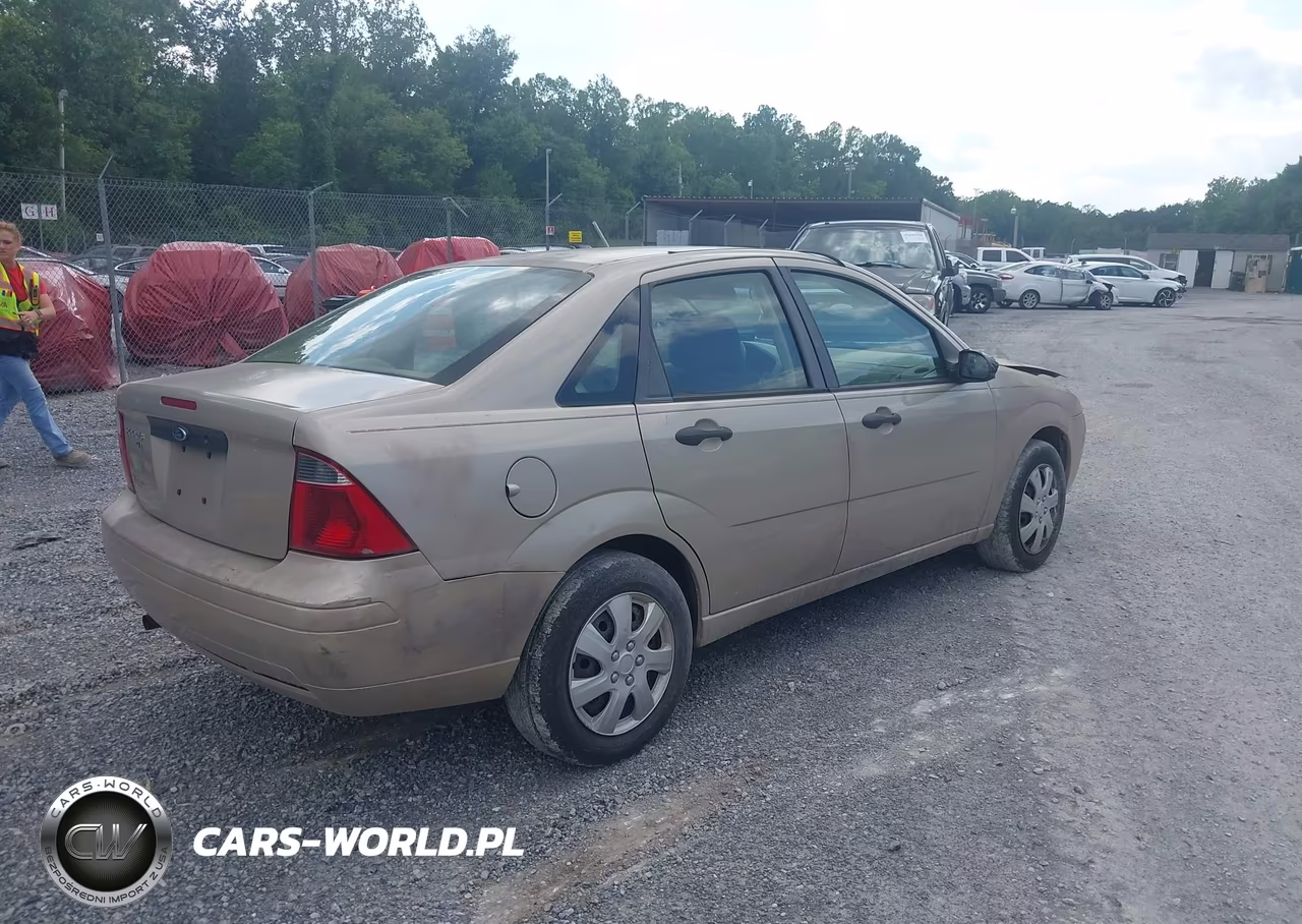 2007 Ford Focus S-Se-Ses VIN:1FAFP34N27W222047 - 4