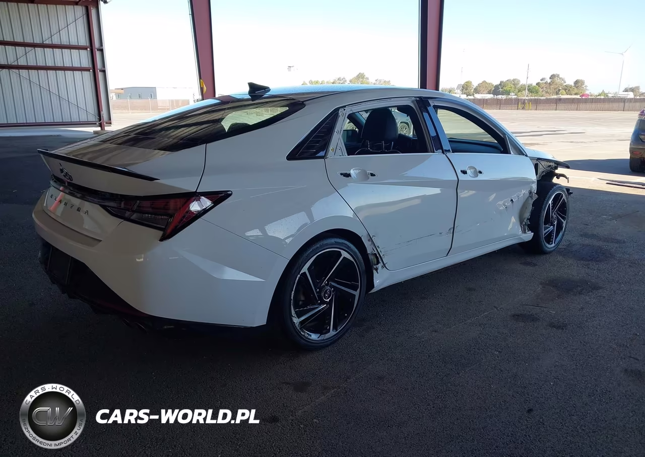 2021 Hyundai Elantra N Line VIN:KMHLR4AF3MU147369 - 4