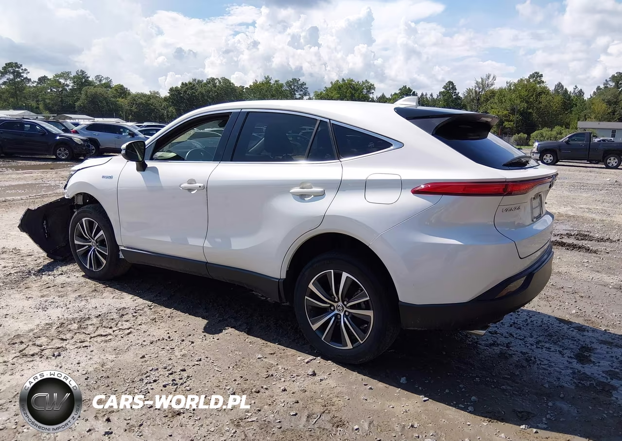 2021 Toyota Venza Le VIN:JTEAAAAH5MJ011812 - 3