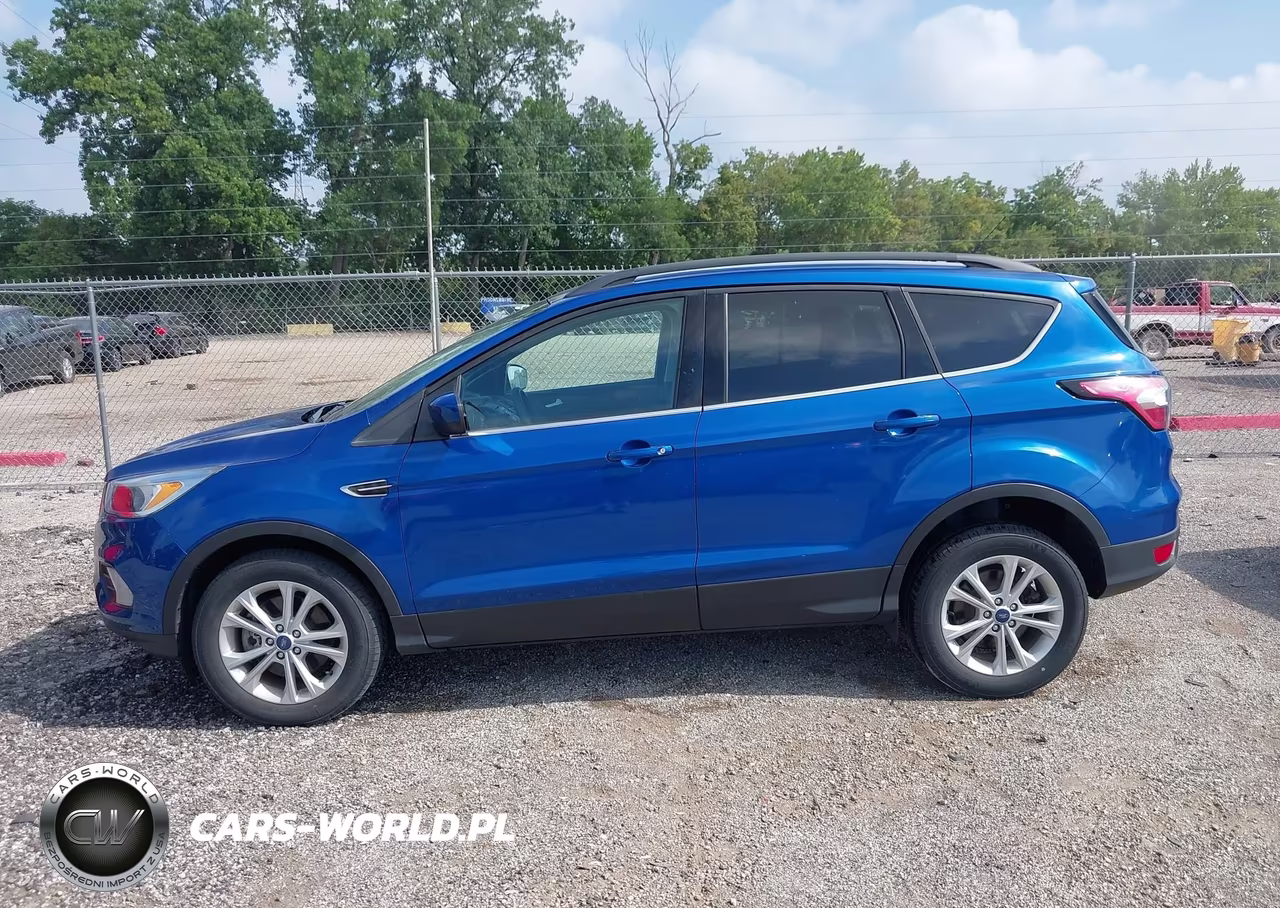 2018 Ford Escape Se VIN:1FMCU9GD9JUD08823 - 14