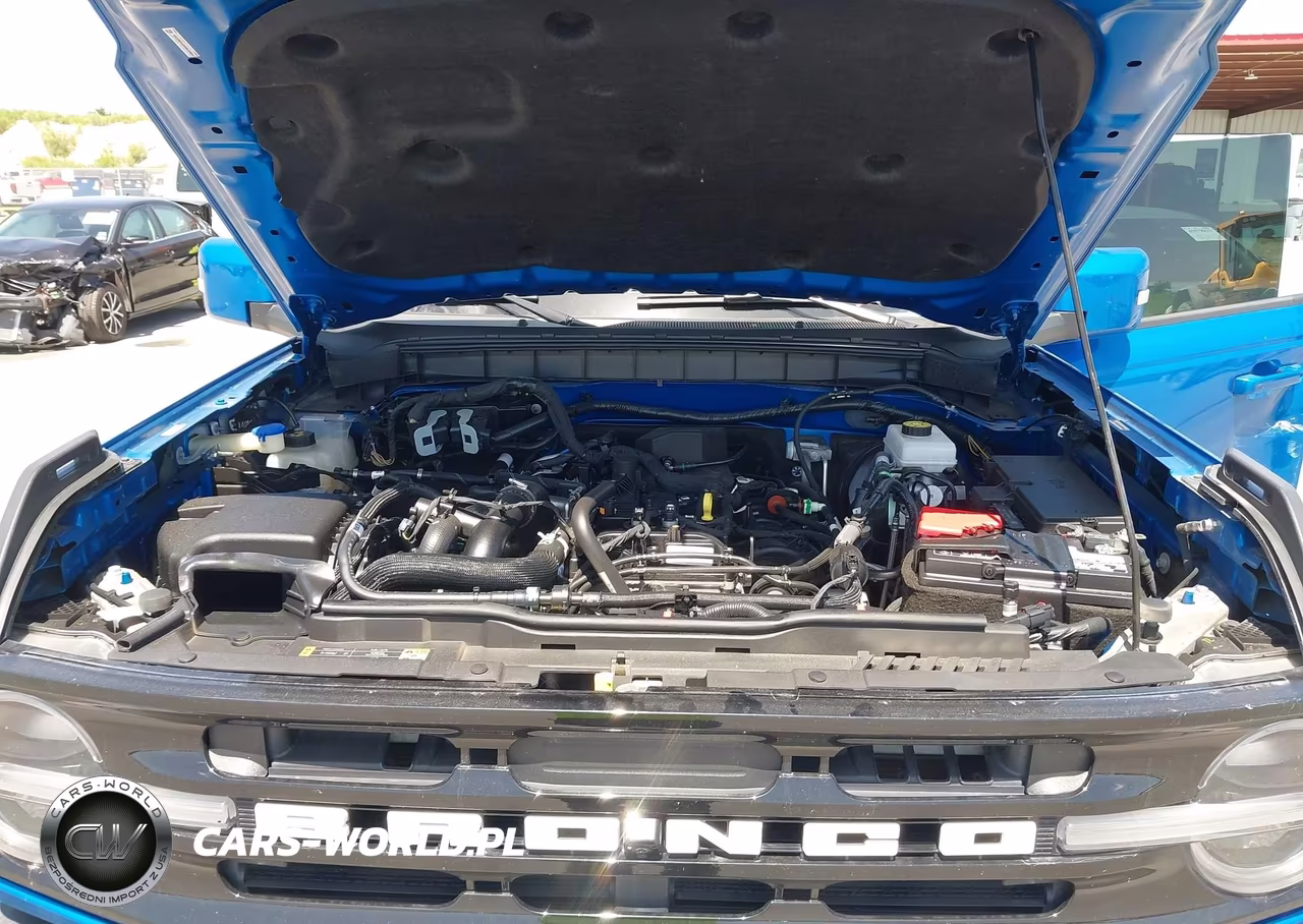 2023 Ford Bronco Outer Banks VIN:1FMDE5BH0PLB92723 - 10