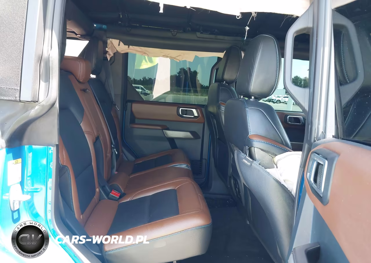2023 Ford Bronco Outer Banks VIN:1FMDE5BH0PLB92723 - 8