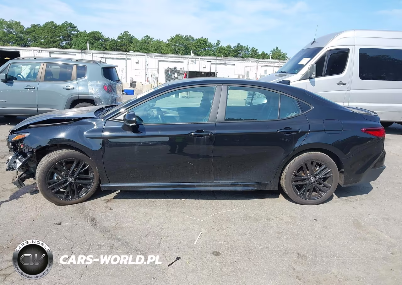 2025 Toyota Camry Se VIN:4T1DBADK7SU035610 - 15
