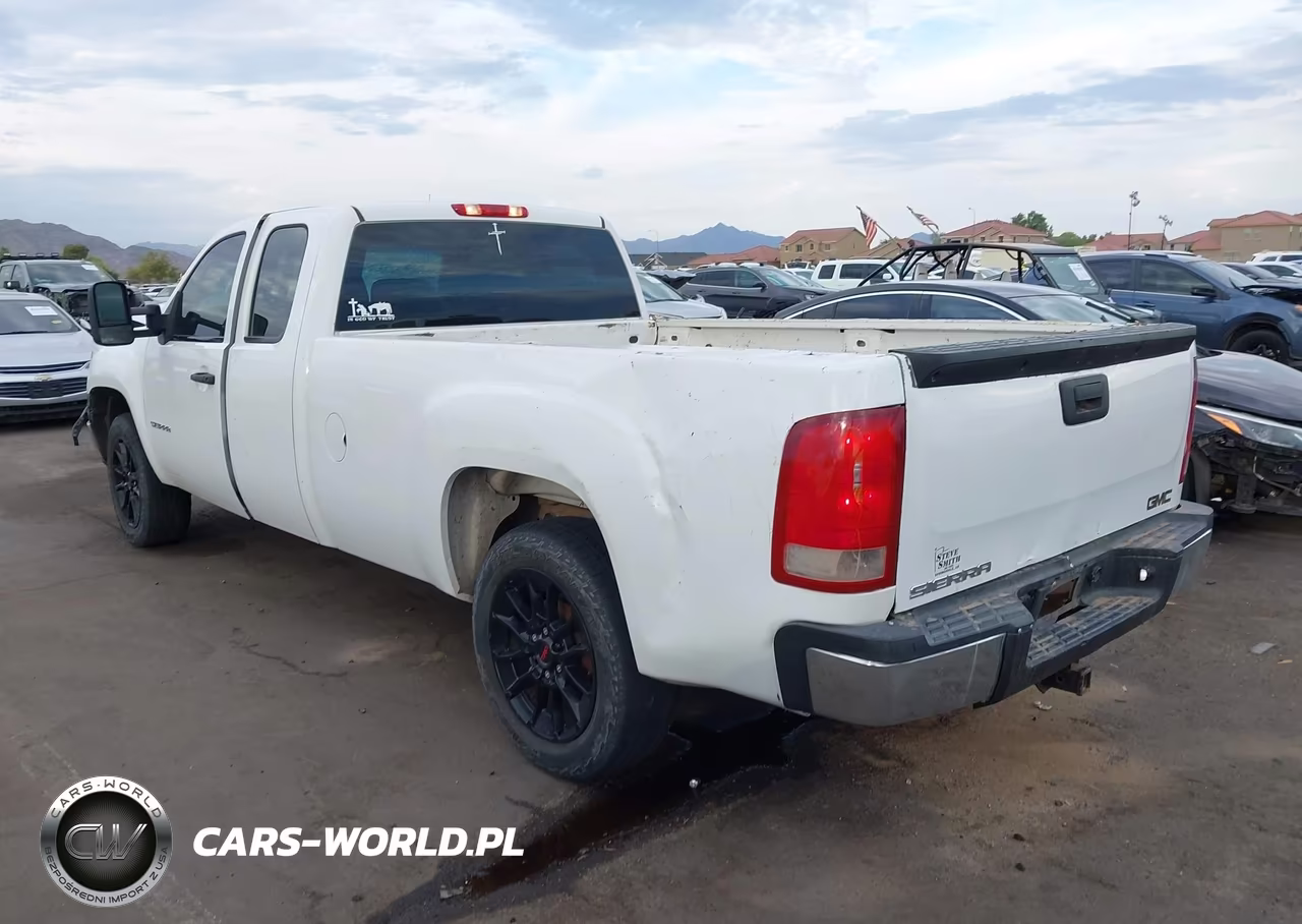 2013 GMC Sierra 1500 Work Truck VIN:1GTR1TE06DZ148198 - 3