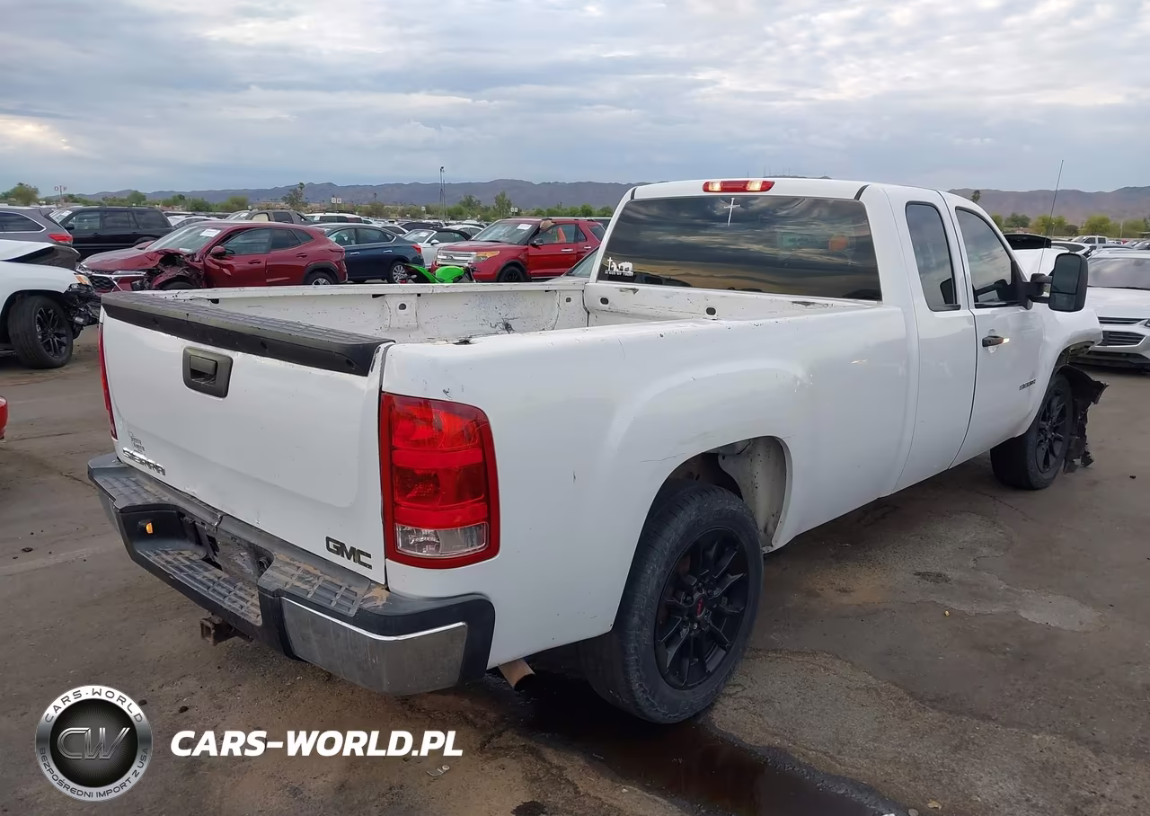2013 GMC Sierra 1500 Work Truck VIN:1GTR1TE06DZ148198 - 4