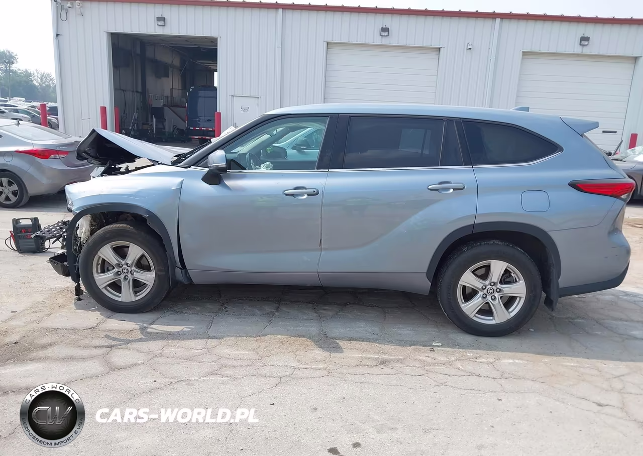 2021 Toyota Highlander Le VIN:5TDBZRBH5MS154020 - 13