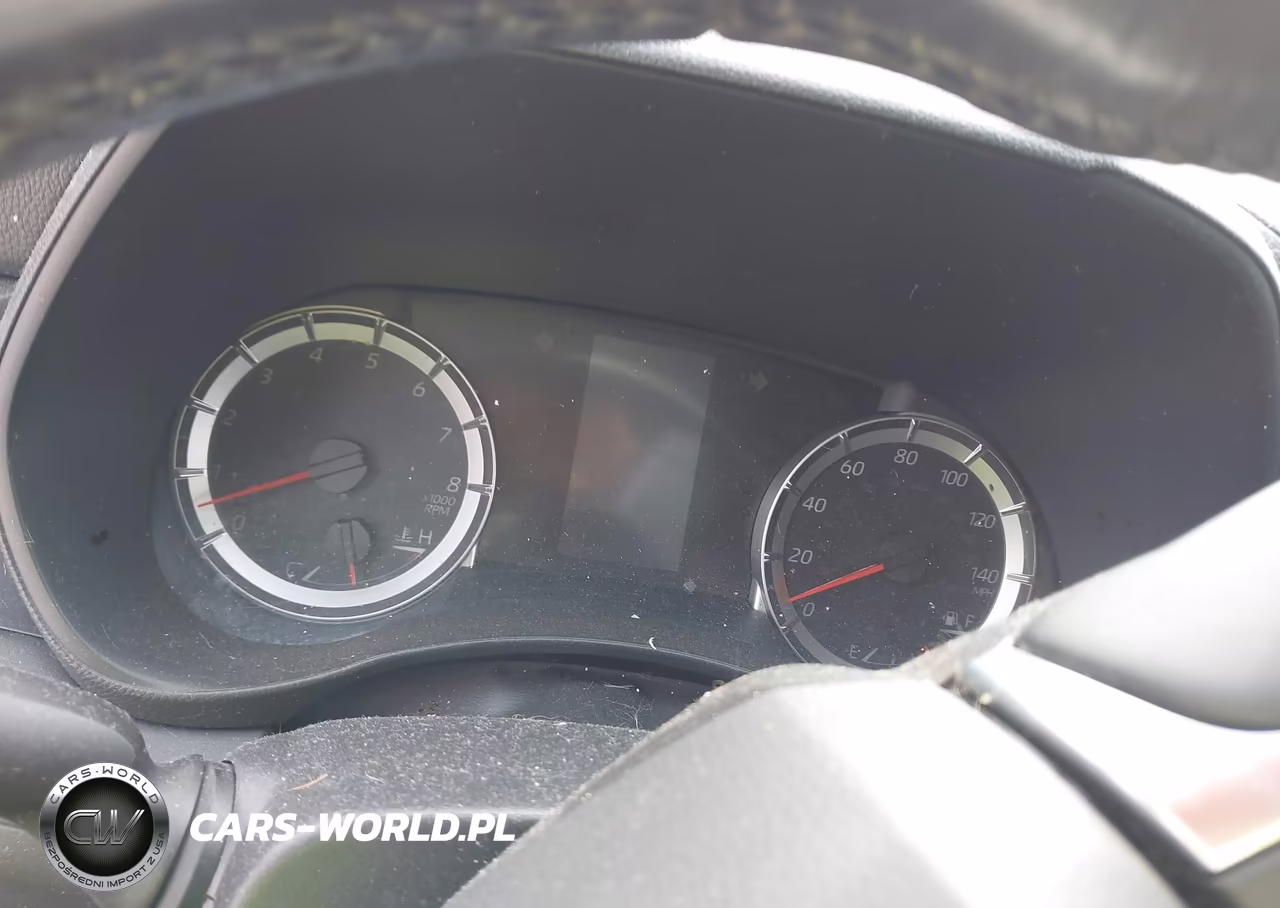 2021 Toyota Highlander Le VIN:5TDBZRBH5MS154020 - 7