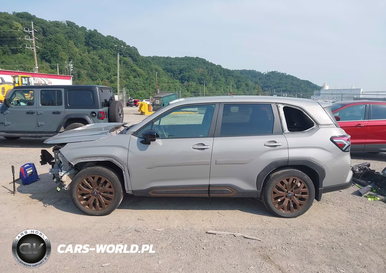 2025 Subaru Forester Sport VIN:JF2SLDHC5SH492455 - 15