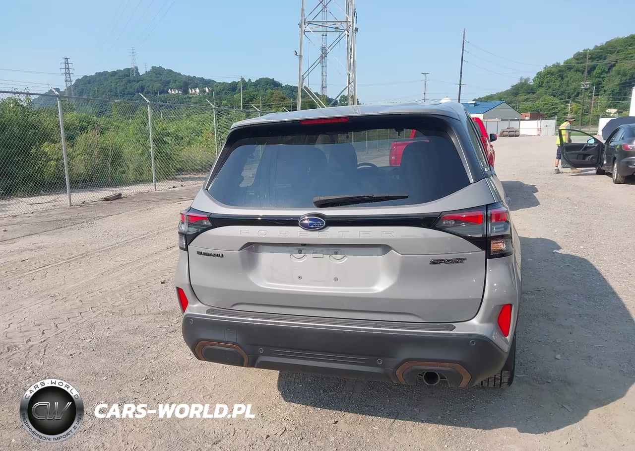 2025 Subaru Forester Sport VIN:JF2SLDHC5SH492455 - 17