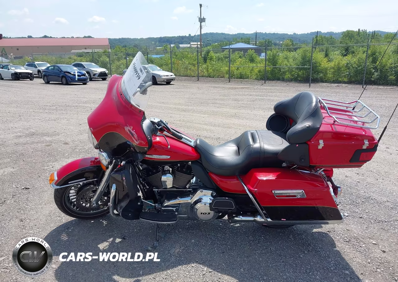 2011 Harley-Davidson Flhtk VIN:1HD1KEM12BB634818 - 13