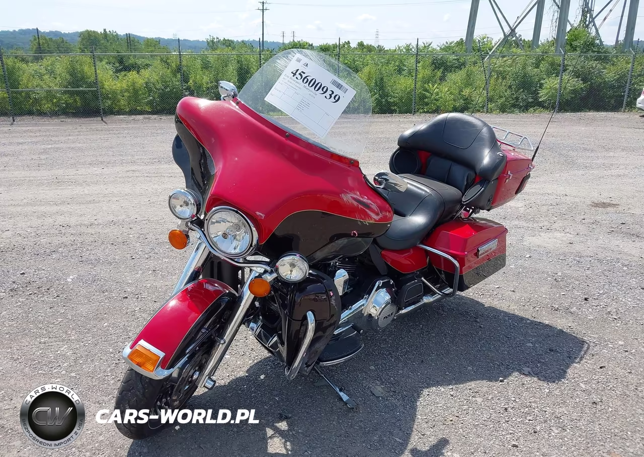 2011 Harley-Davidson Flhtk VIN:1HD1KEM12BB634818 - 2