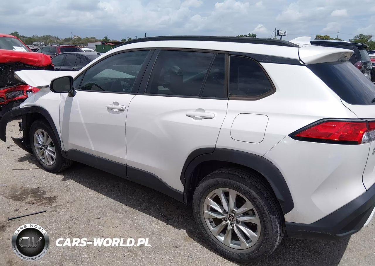 2022 Toyota Corolla Cross Le VIN:7MUCAAAG9NV029387 - 15