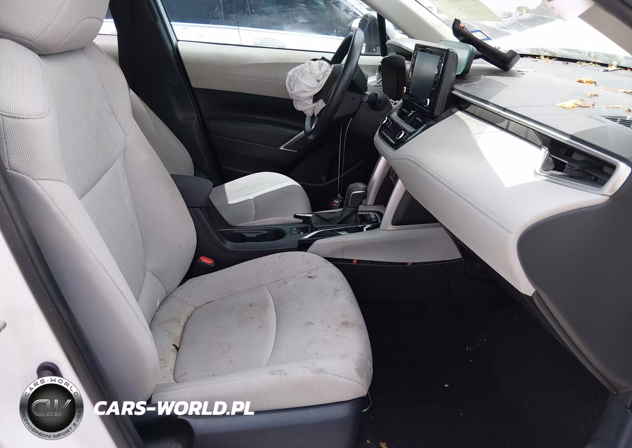 2022 Toyota Corolla Cross Le VIN:7MUCAAAG9NV029387 - 5
