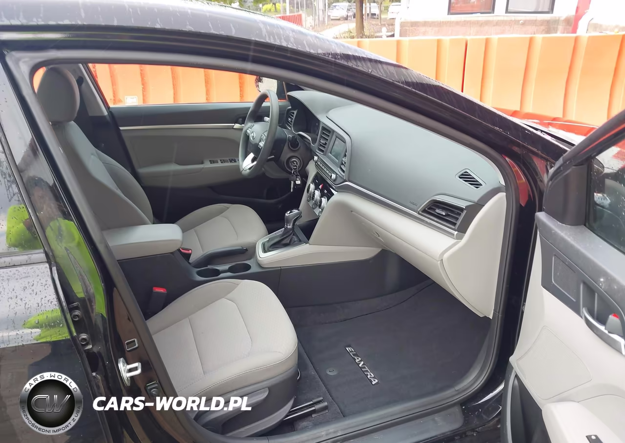 2019 Hyundai Elantra Se VIN:5NPD74LF5KH485861 - 5