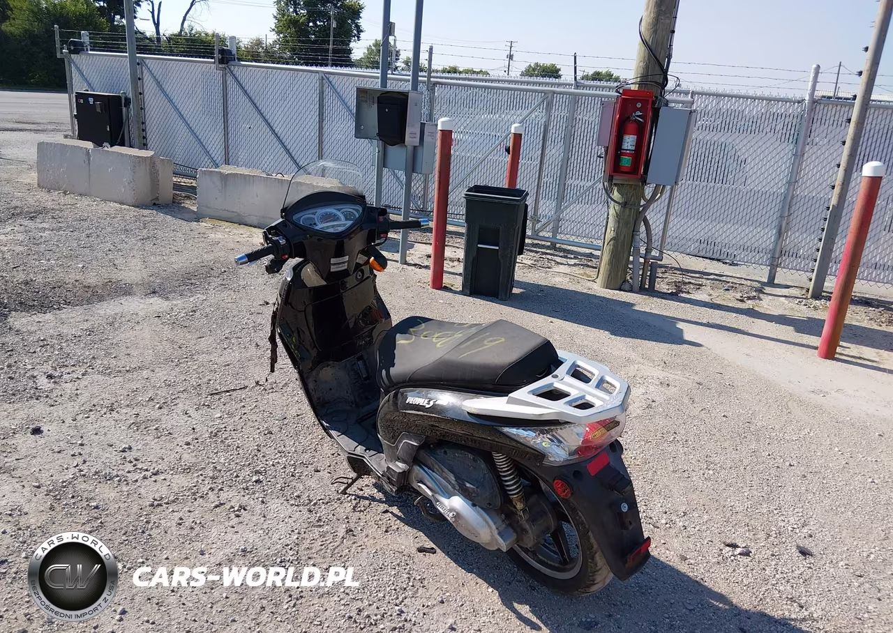 2009 Kymco Usa Inc People S-200 VIN:RFBD1H1169B250710 - 3