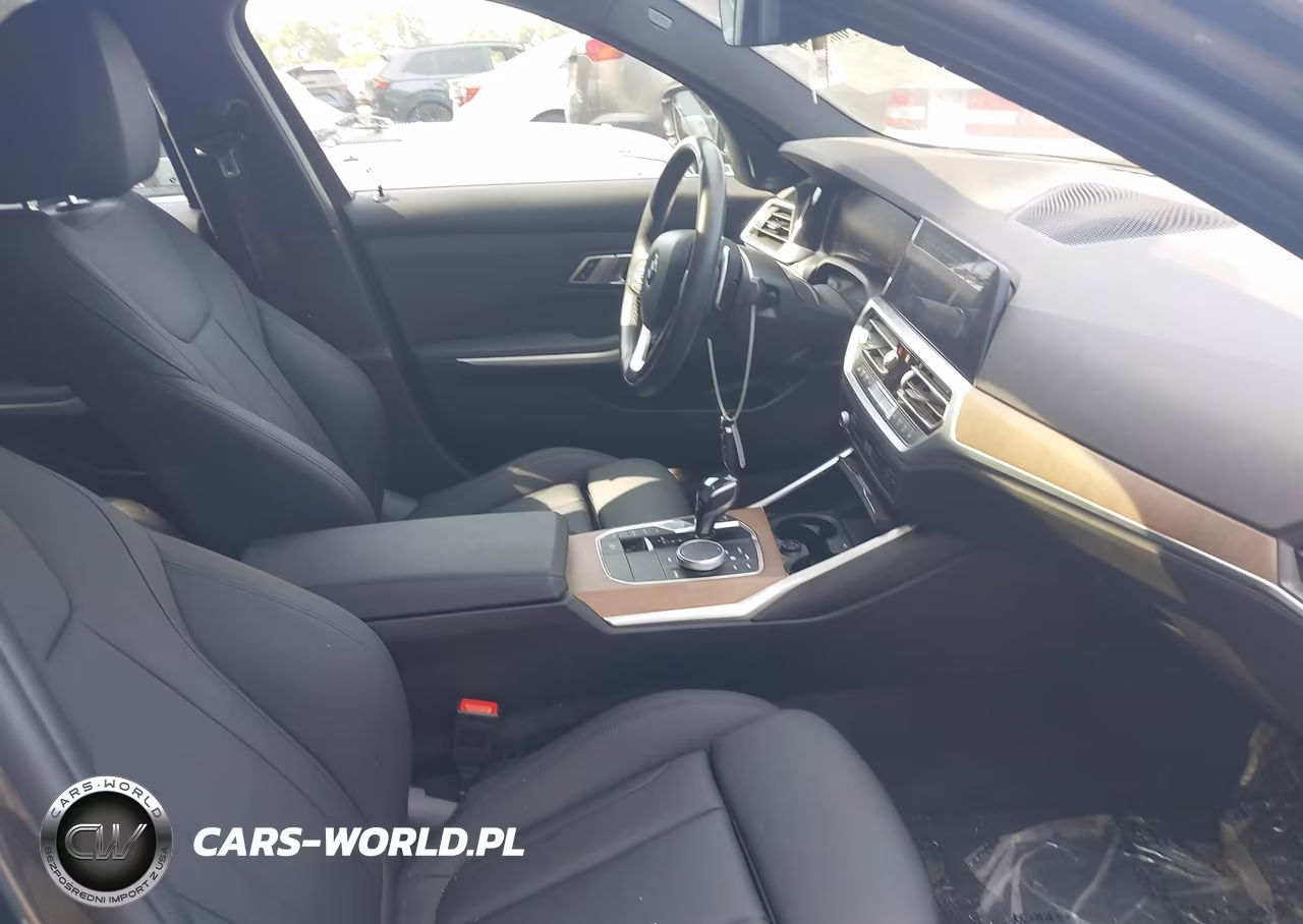 2019 BMW 330I xDrive VIN:3MW5R7J54K8B00817 - 5
