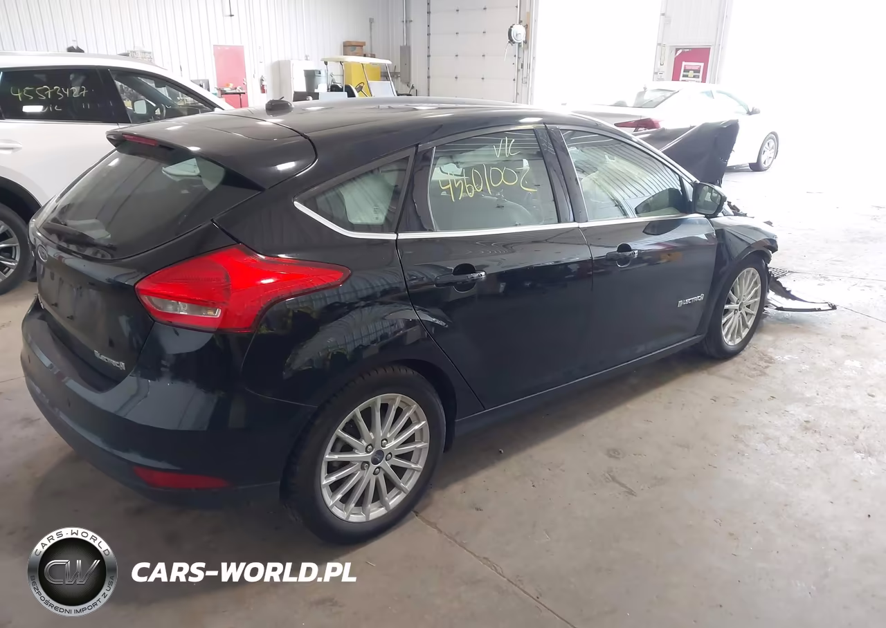 2017 Ford Focus Electric VIN:1FADP3R41HL343565 - 4