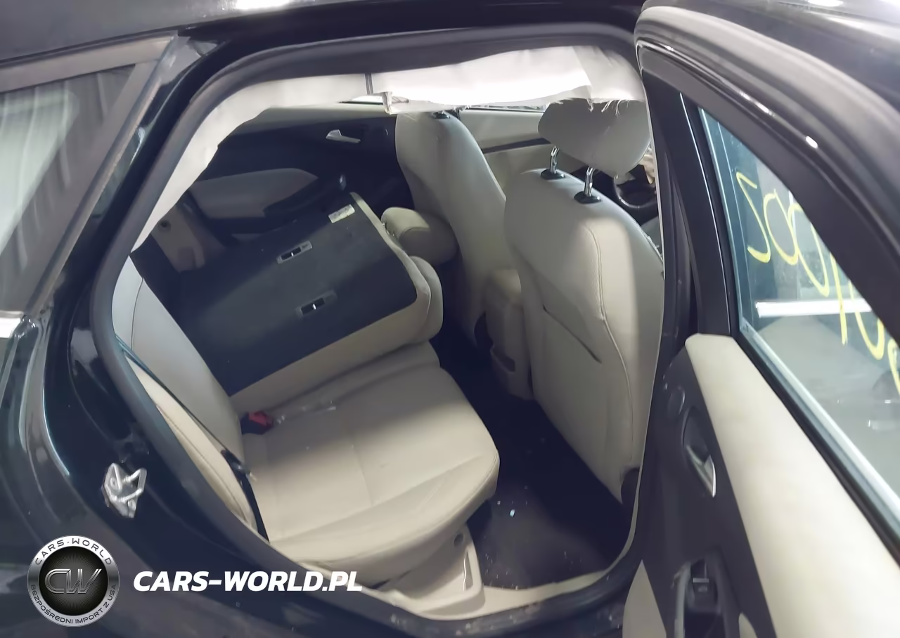 2017 Ford Focus Electric VIN:1FADP3R41HL343565 - 8