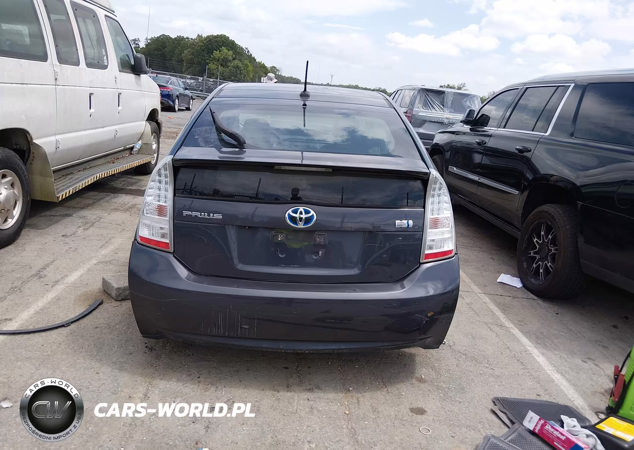 2011 Toyota Prius Four VIN:JTDKN3DU3B0257617 - 15