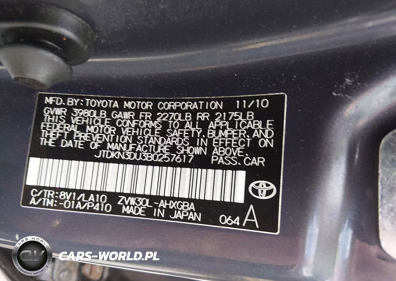 2011 Toyota Prius Four VIN:JTDKN3DU3B0257617 - 9