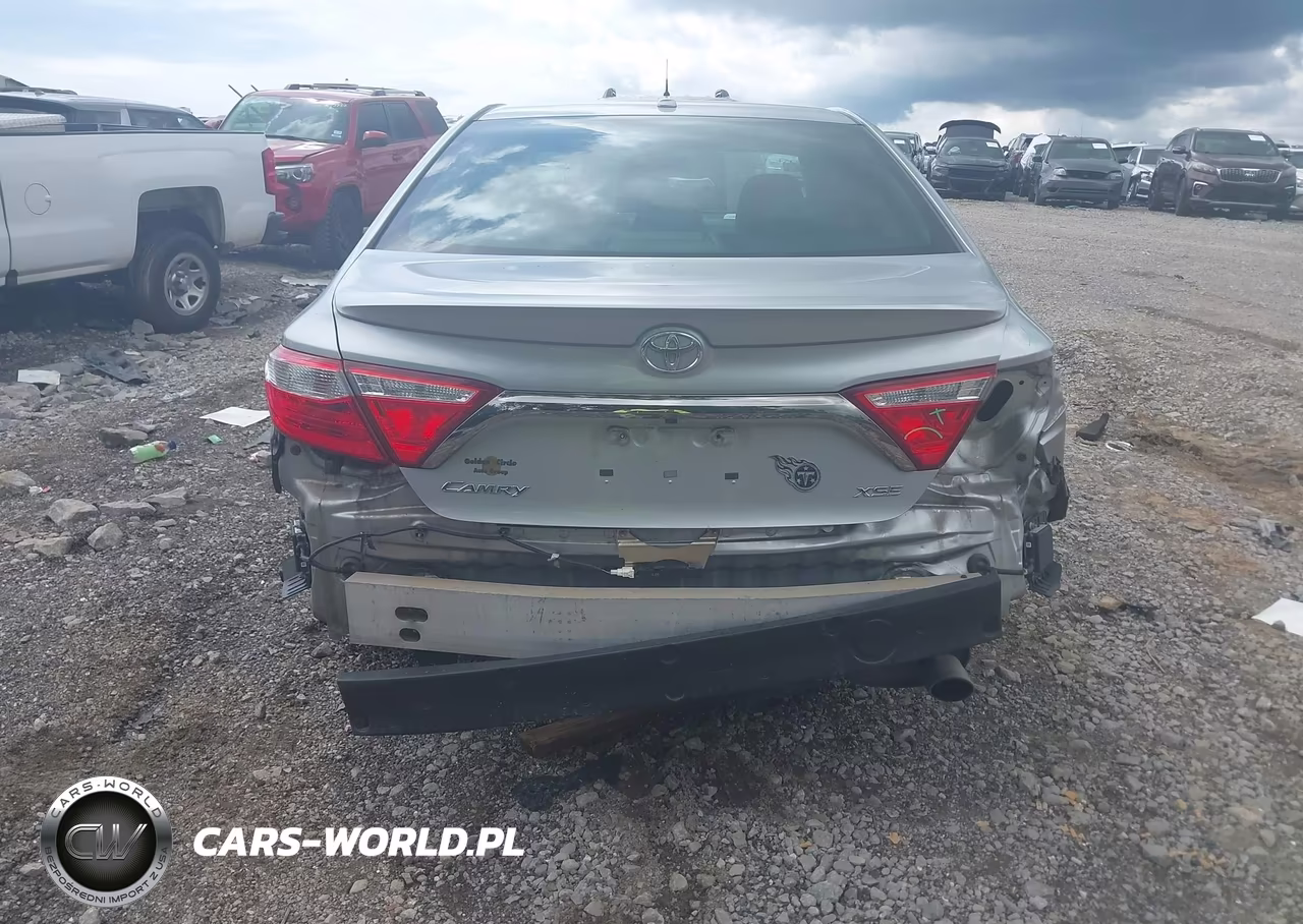 2015 Toyota Camry Xse VIN:4T1BF1FK3FU897141 - 6