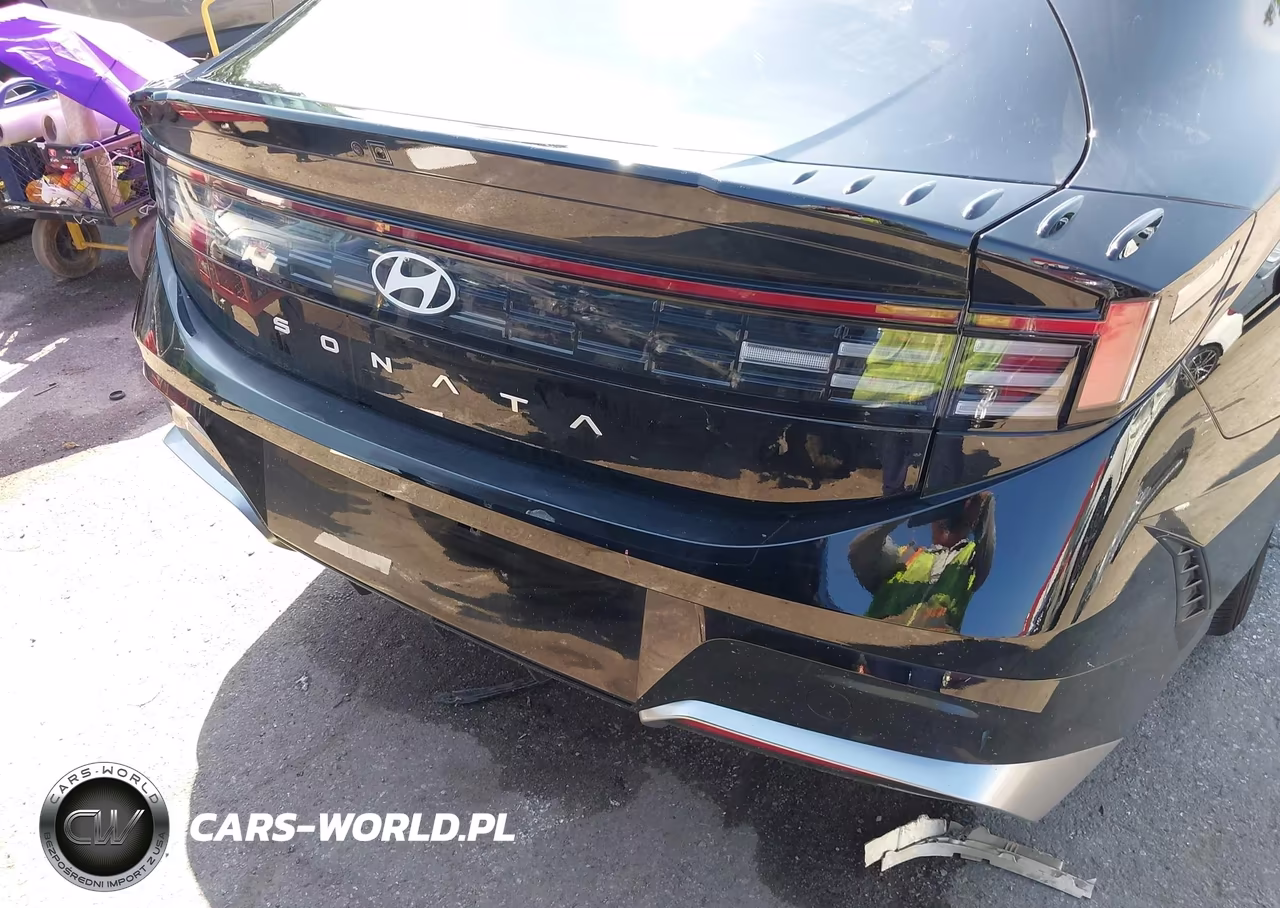 2025 Hyundai Sonata Sel VIN:KMHL64JA7SA502197 - 18