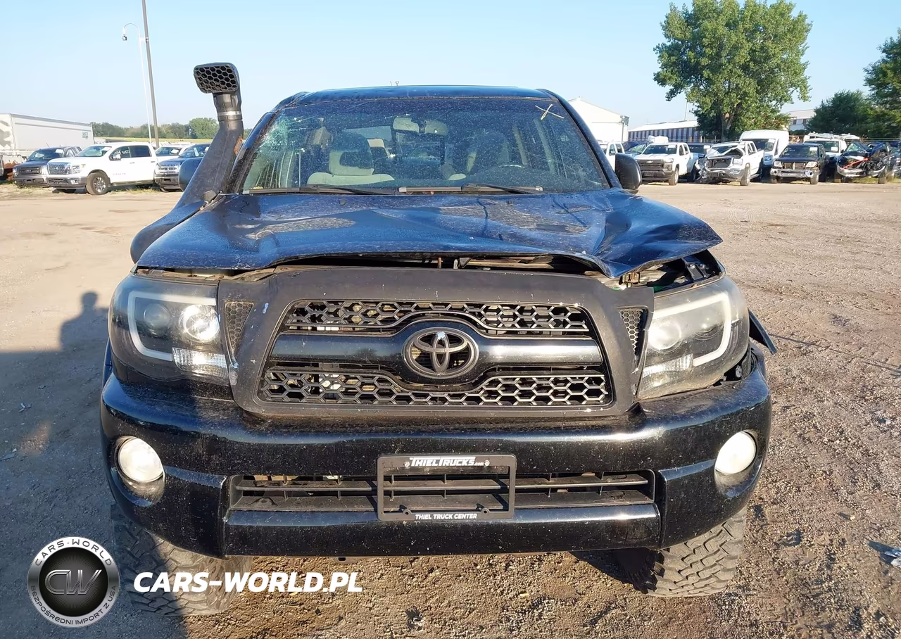 2011 Toyota Tacoma Base V6 VIN:3TMLU4EN2BM068426 - 12