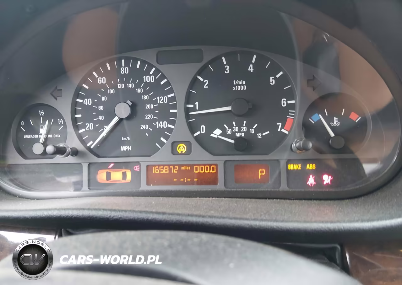2005 BMW 325I VIN:WBAEV33405KW16488 - 7