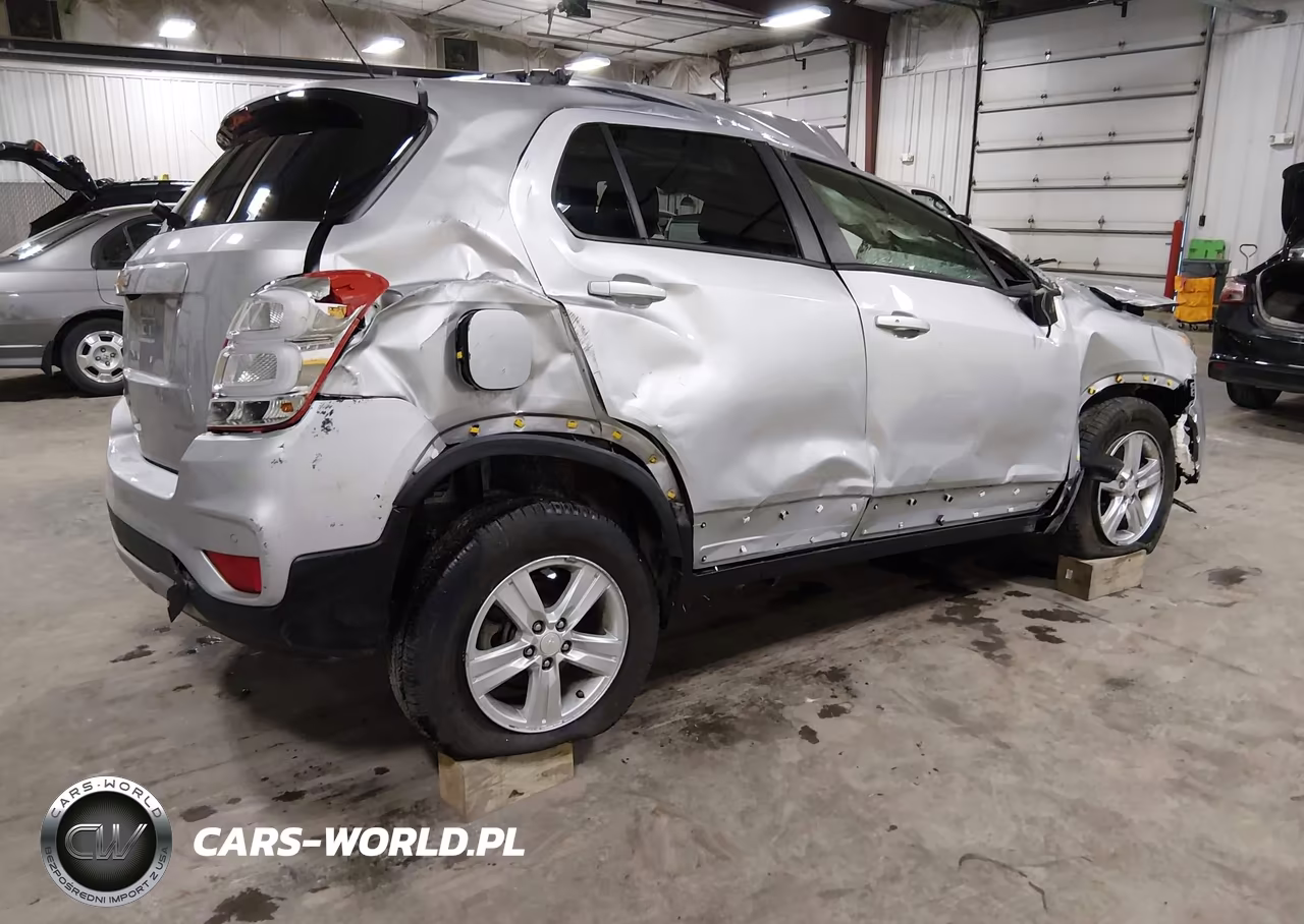 2022 Chevrolet Trax Awd Lt VIN:KL7CJPSM4NB540544 - 4