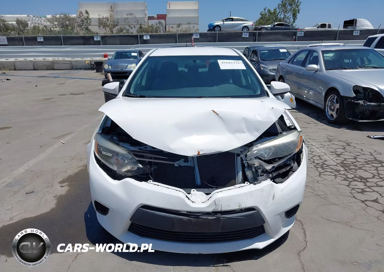 2015 Toyota Corolla L VIN:5YFBURHE9FP305822 - 12