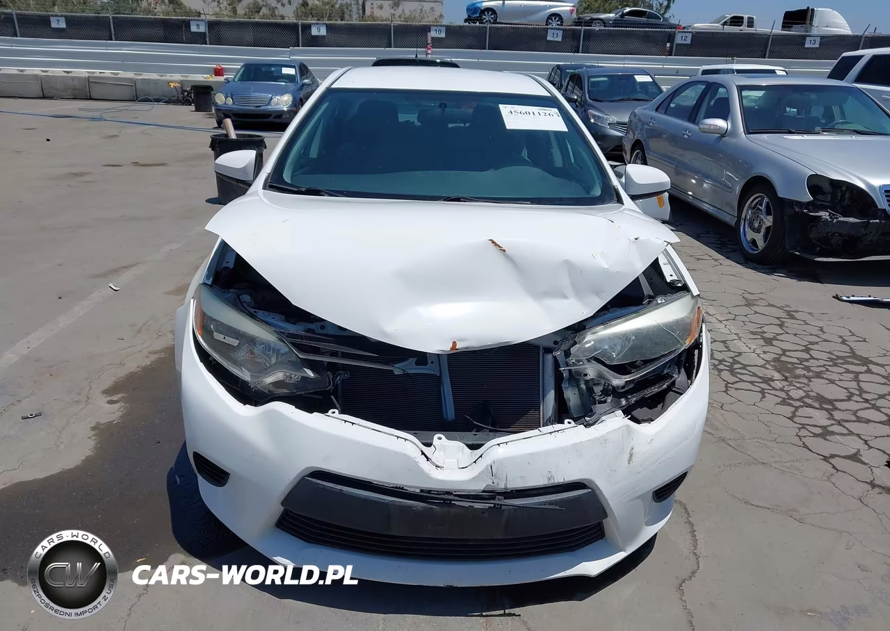 2015 Toyota Corolla L VIN:5YFBURHE9FP305822 - 6