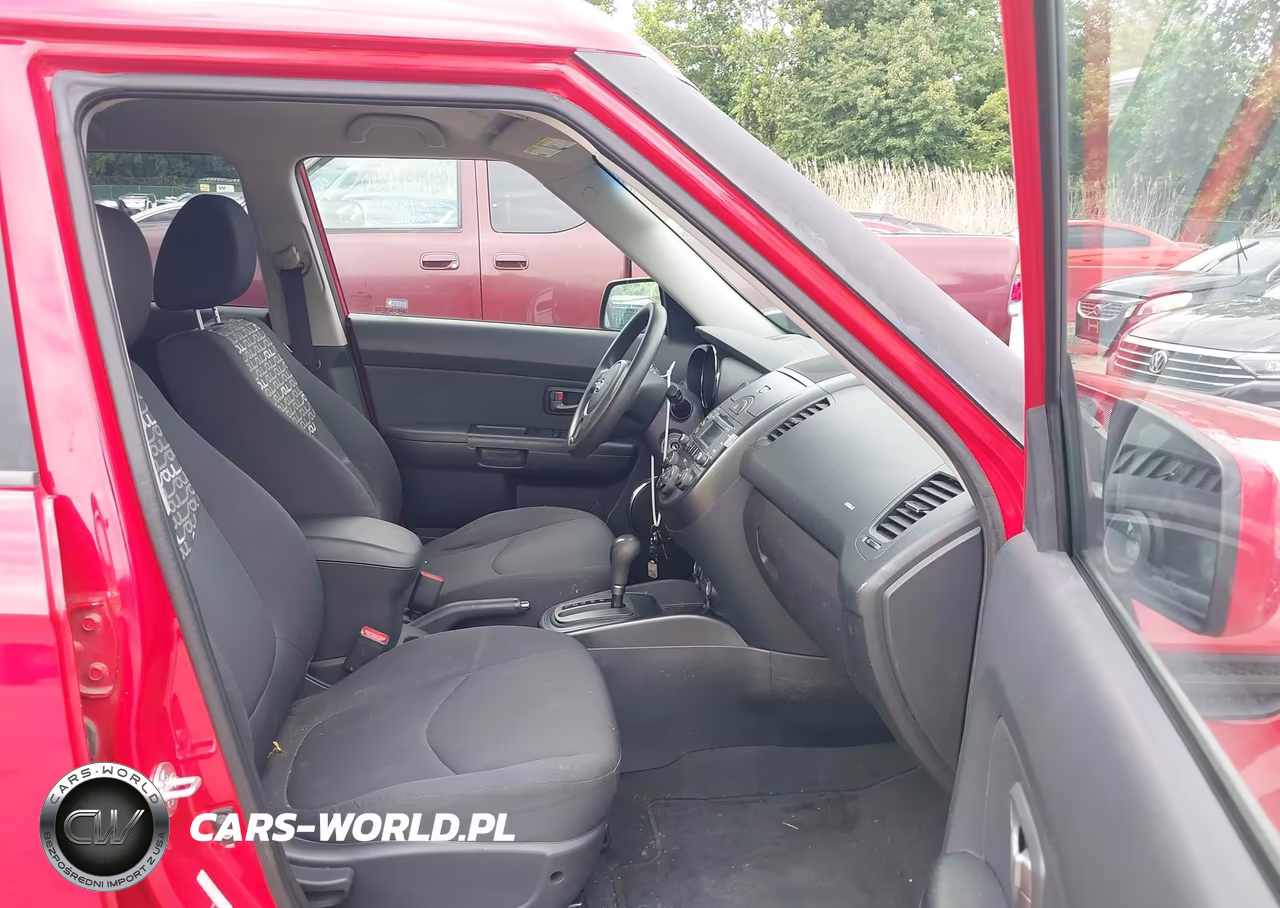 2010 Kia Soul + VIN:KNDJT2A29A7138409 - 5