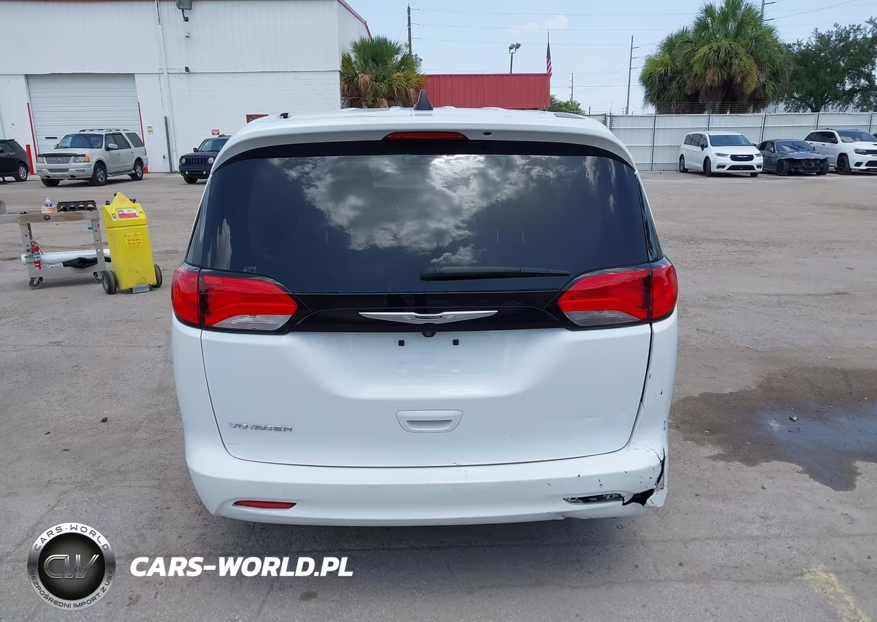 2023 Chrysler Voyager Lx VIN:2C4RC1CG2PR596144 - 17