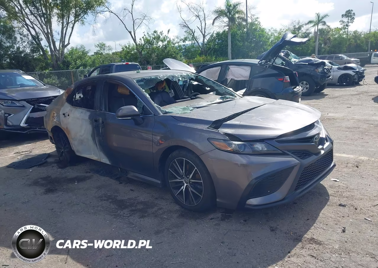 2023 Toyota Camry Se – zdjęcie 1 z 16