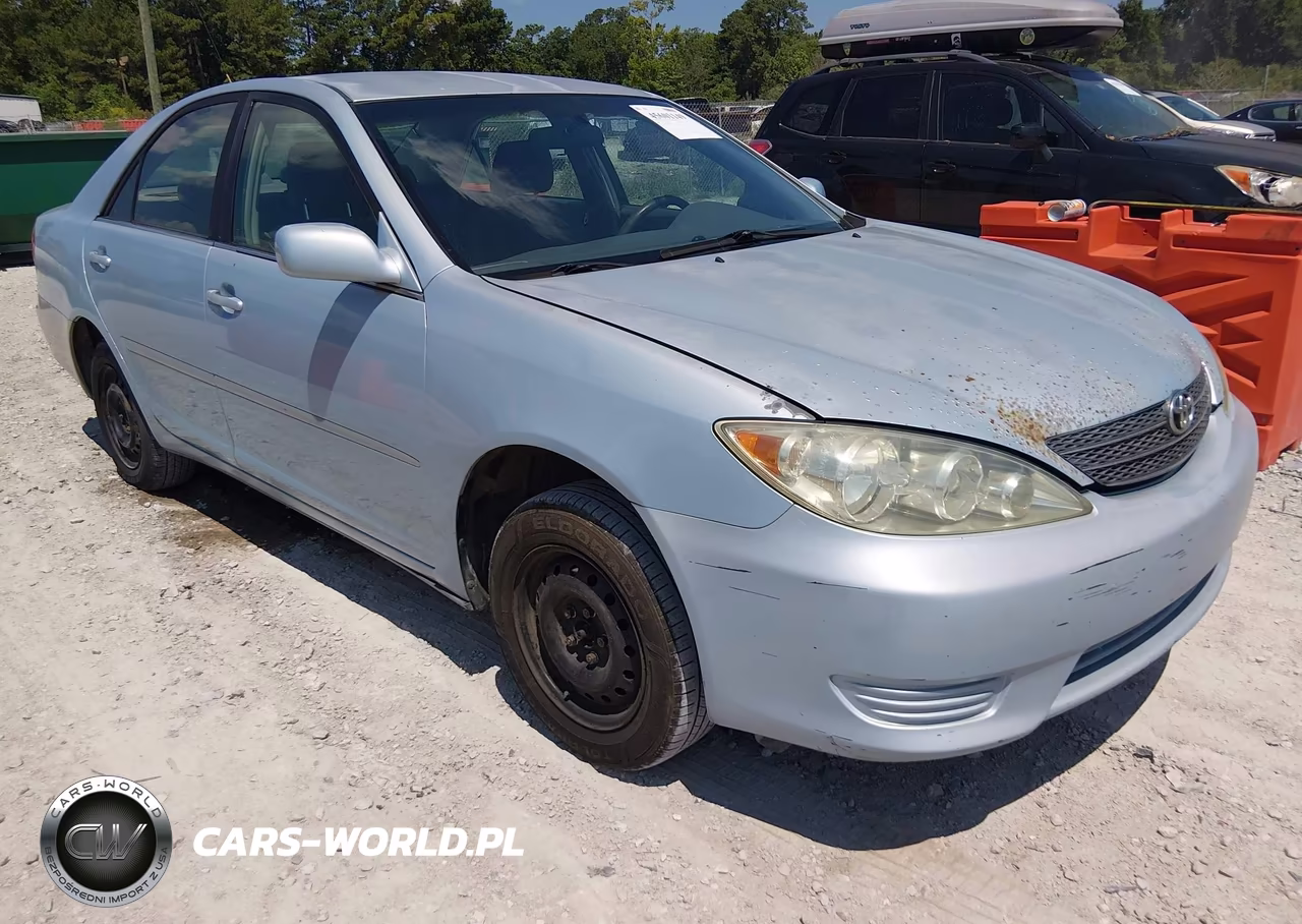 2005 Toyota Camry Le – zdjęcie 1 z 12