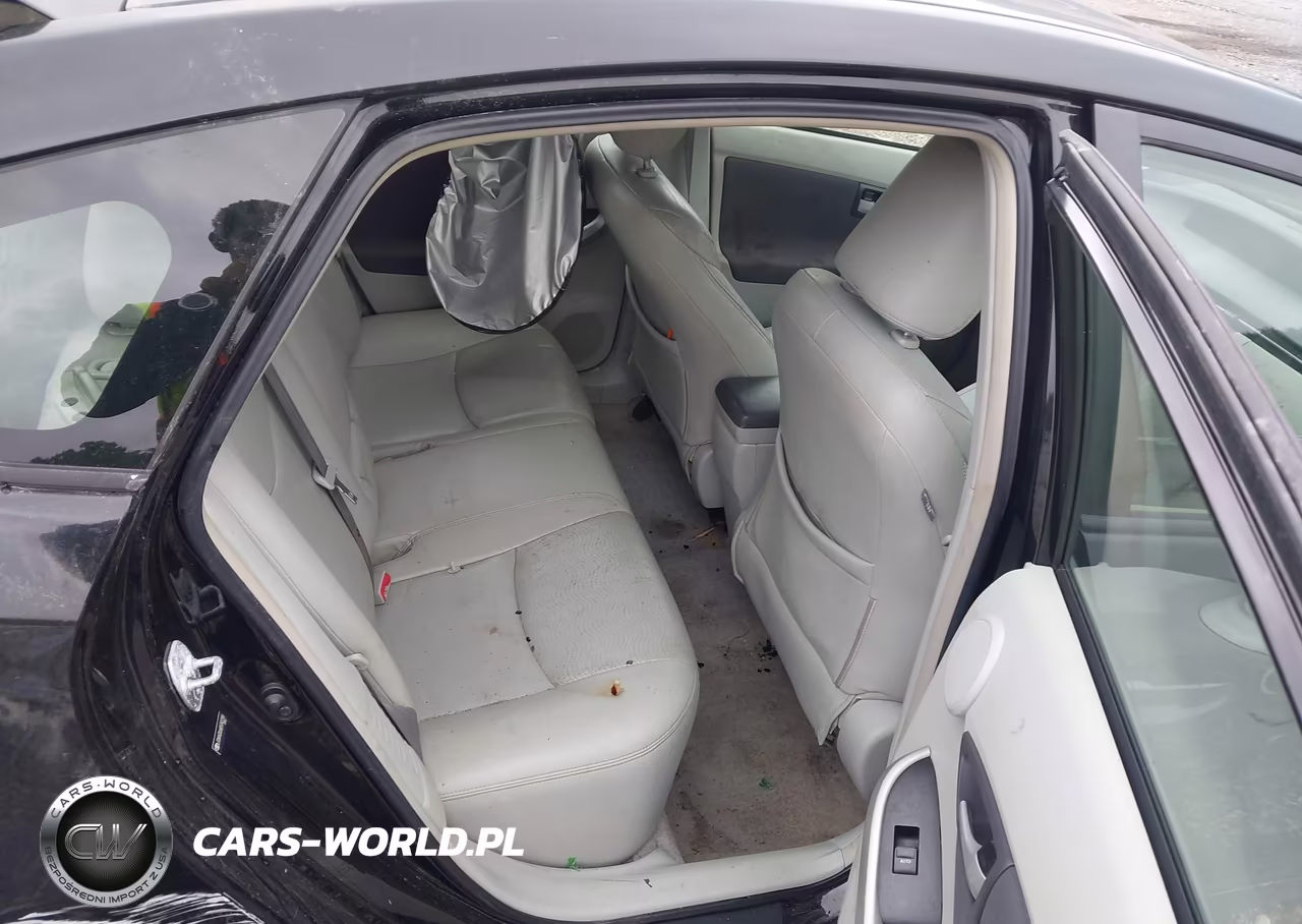 2011 Toyota Prius Three VIN:JTDKN3DU6B5342258 - 8
