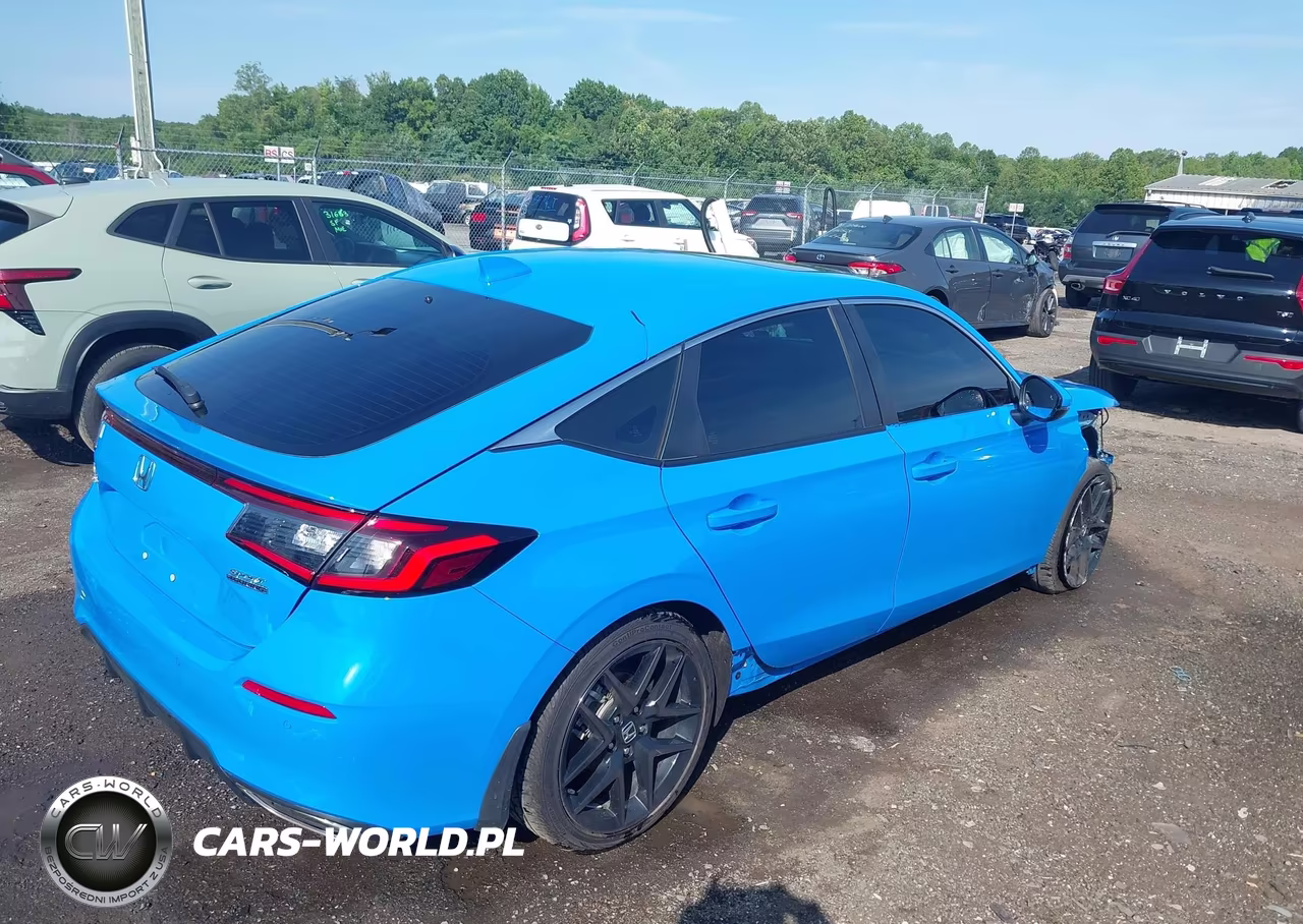 2024 Honda Civic Sport Touring VIN:19XFL1H82RE032647 - 4