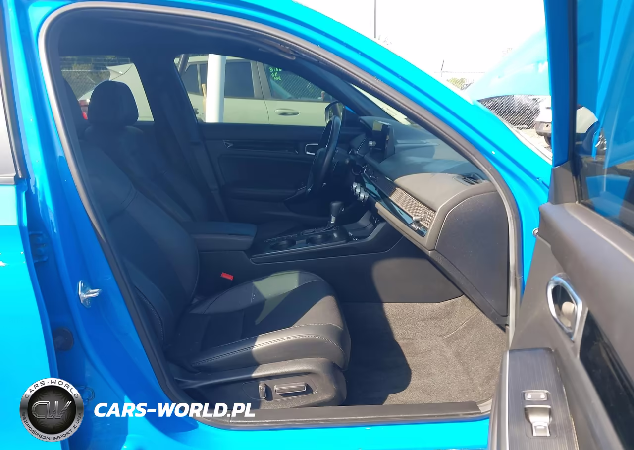 2024 Honda Civic Sport Touring VIN:19XFL1H82RE032647 - 5