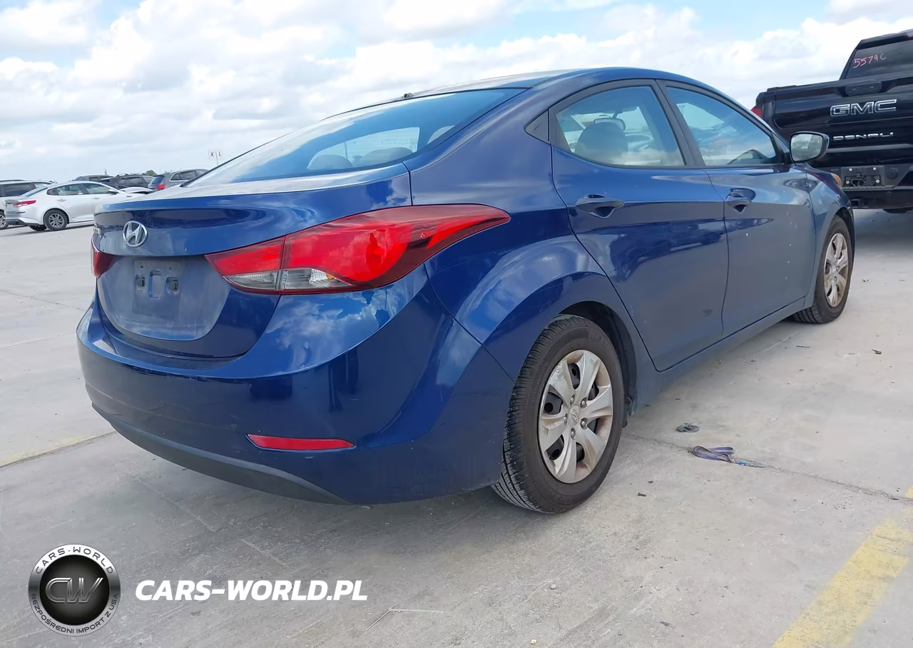 2016 Hyundai Elantra Se VIN:5NPDH4AE9GH749663 - 4