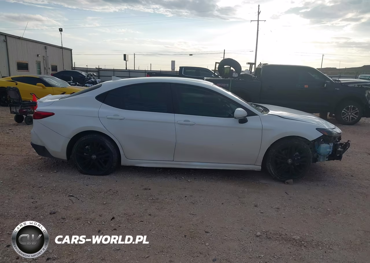 2025 Toyota Camry Se VIN:4T1DAACK2SU034997 - 14