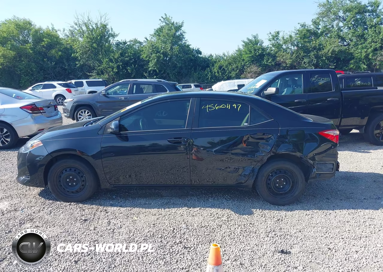 2019 Toyota Corolla Le VIN:5YFBURHE3KP862686 - 14