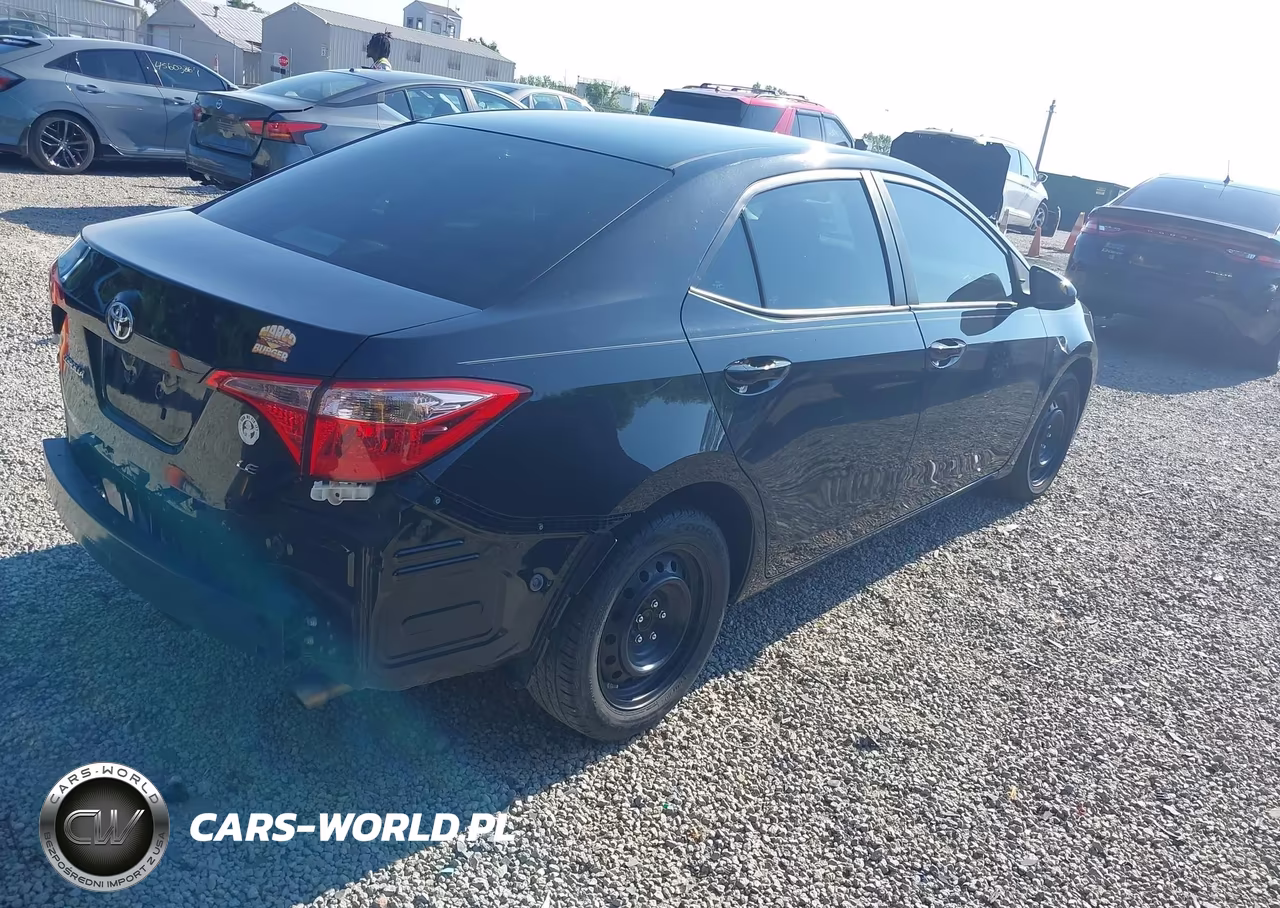 2019 Toyota Corolla Le VIN:5YFBURHE3KP862686 - 4
