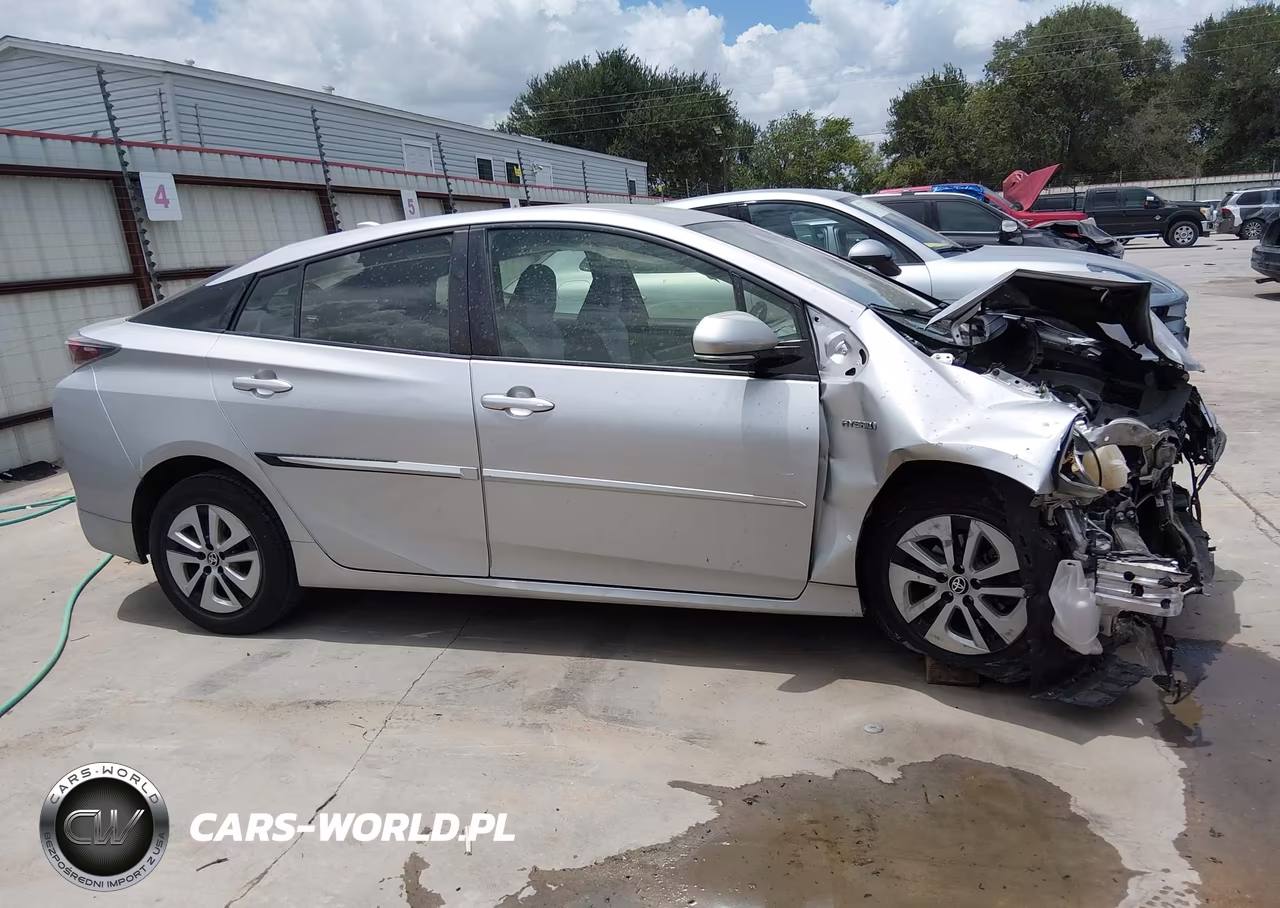2016 Toyota Prius Three VIN:JTDKARFU8G3505961 - 12
