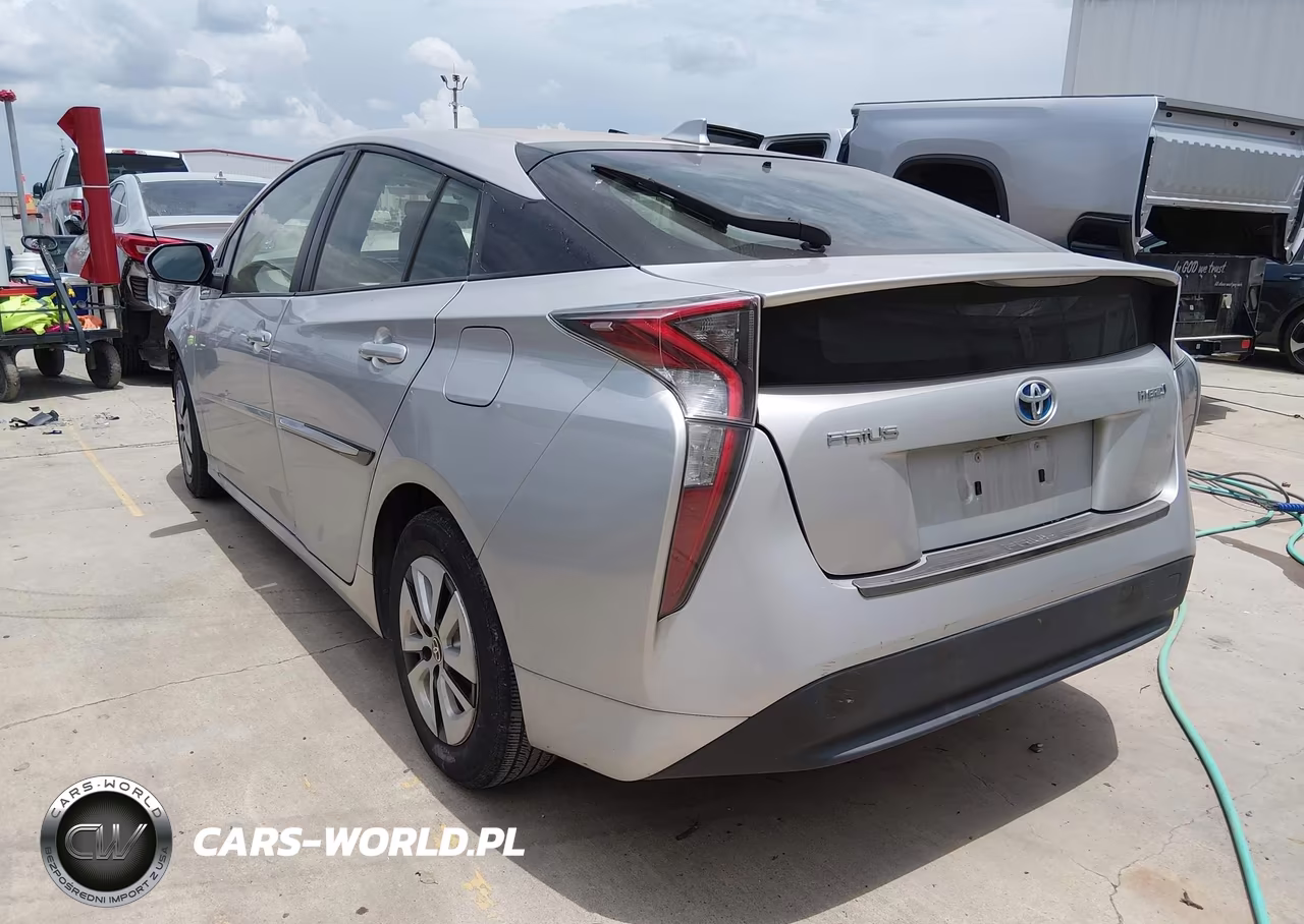 2016 Toyota Prius Three VIN:JTDKARFU8G3505961 - 3