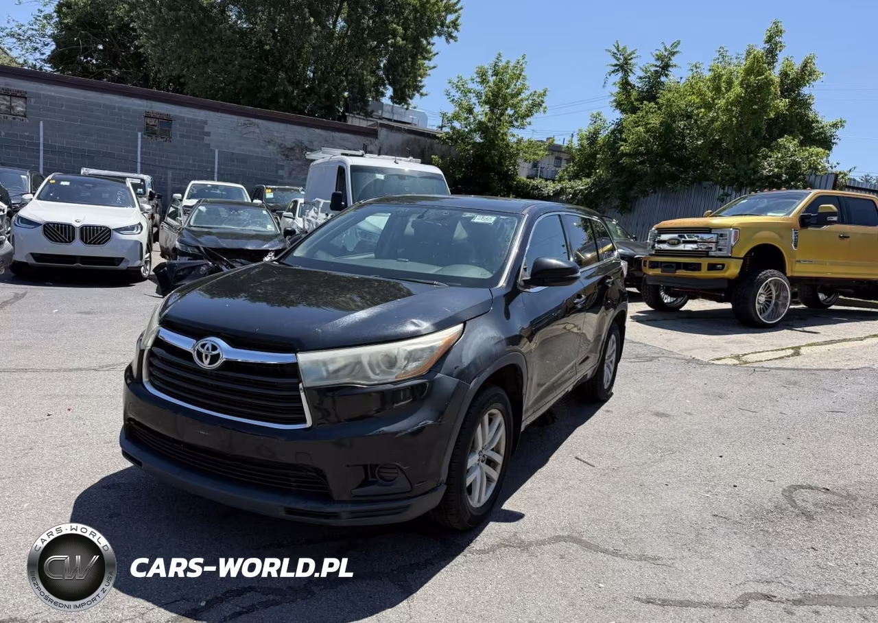 2016 Toyota Highlander Le V6 VIN:5TDBKRFH7GS264313 - 2